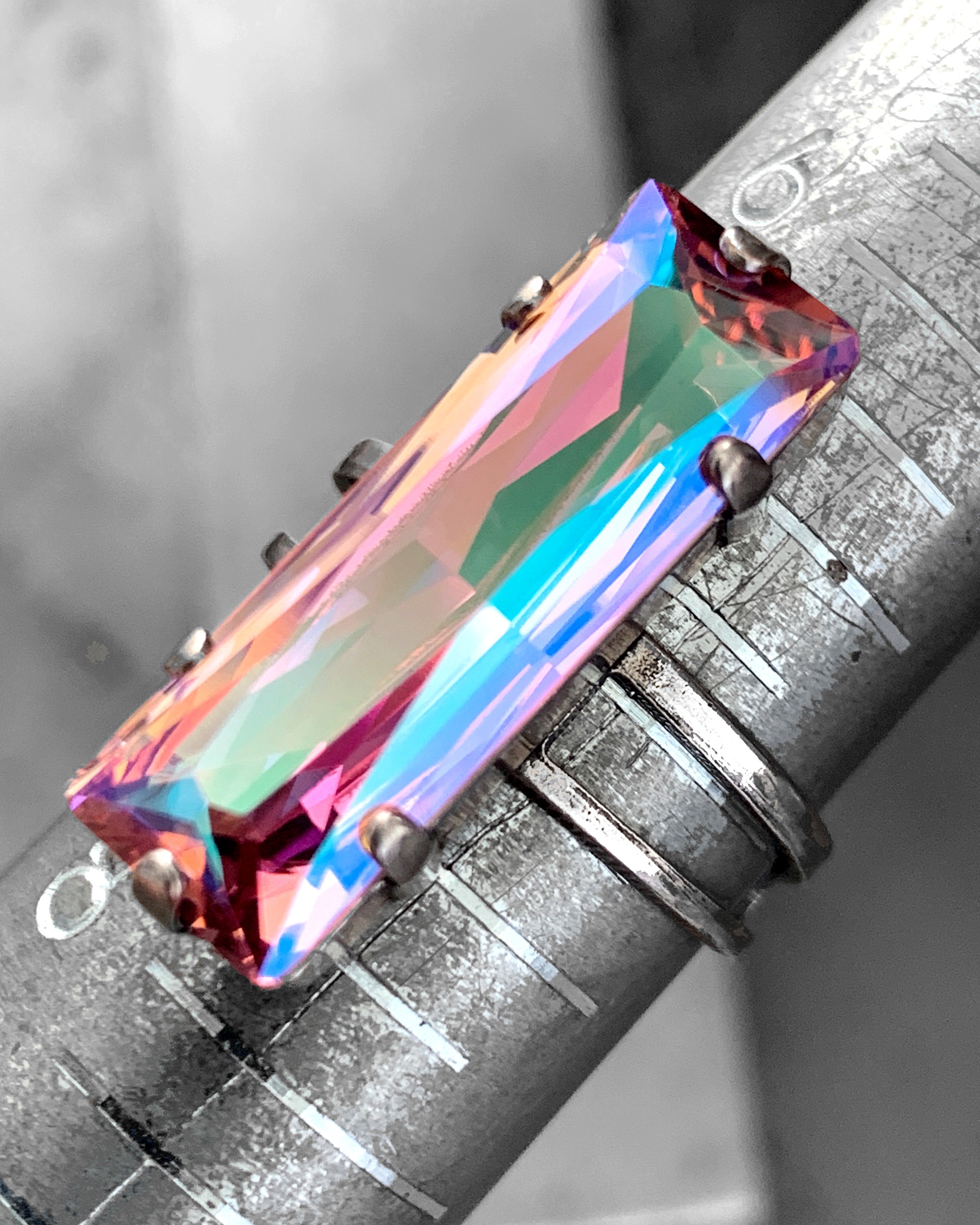 FASCINATION - Limited Edition! Cosmic Pink Crystal Ring