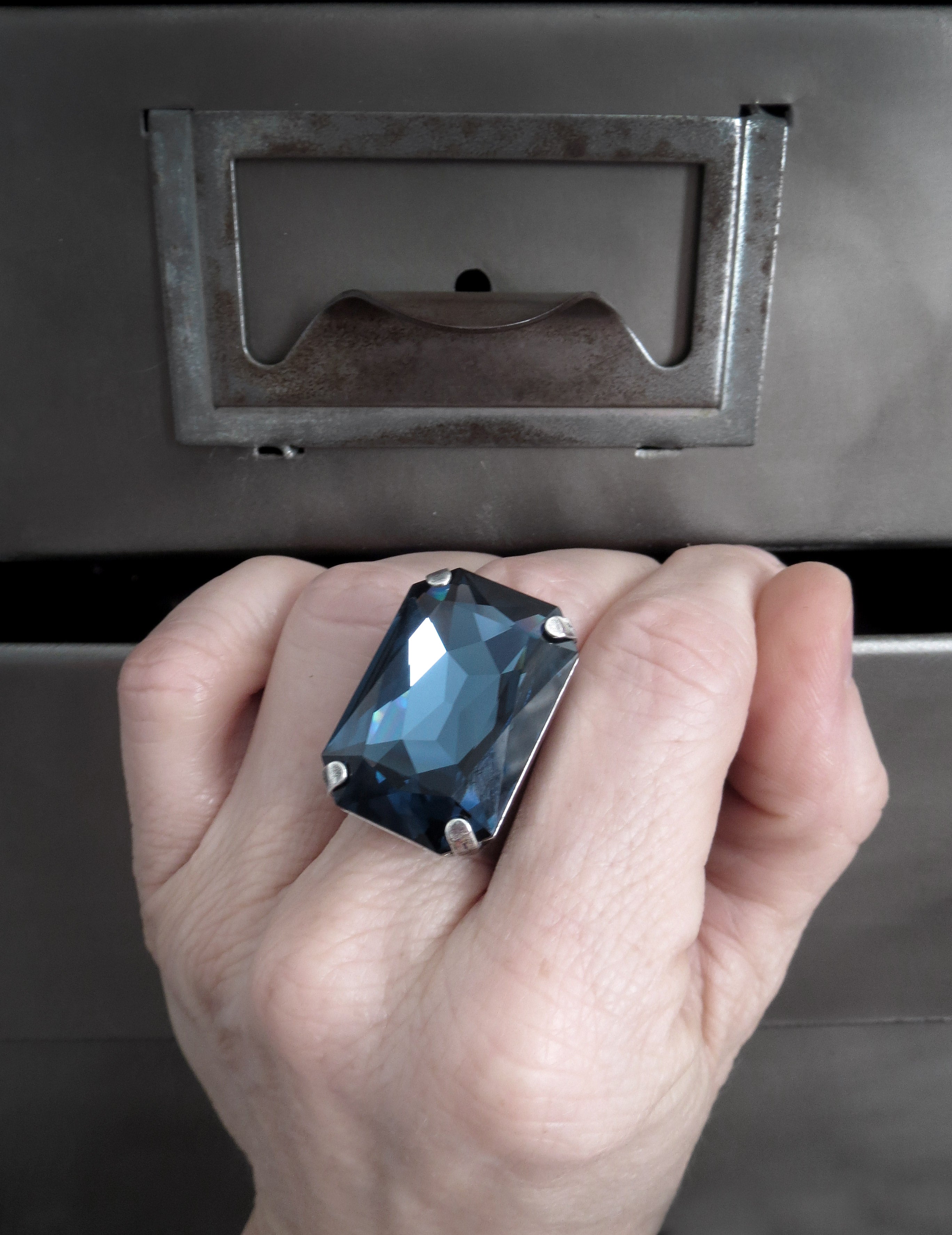 NOBILITY - Large Rectangle Crystal Ring in Deep Midnight Blue