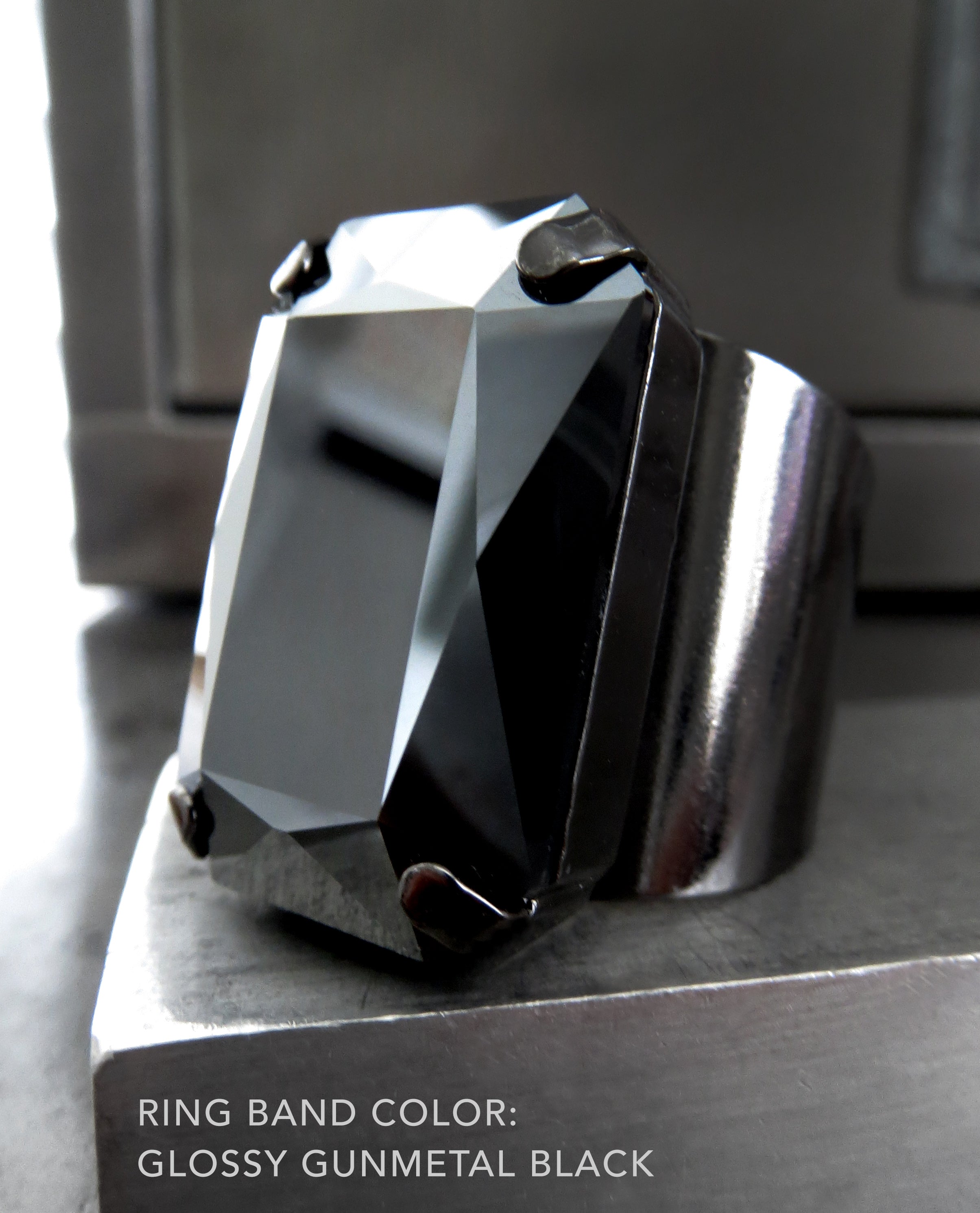 DARK REFLECTION - Large Metallic Gunmetal Black Crystal Ring