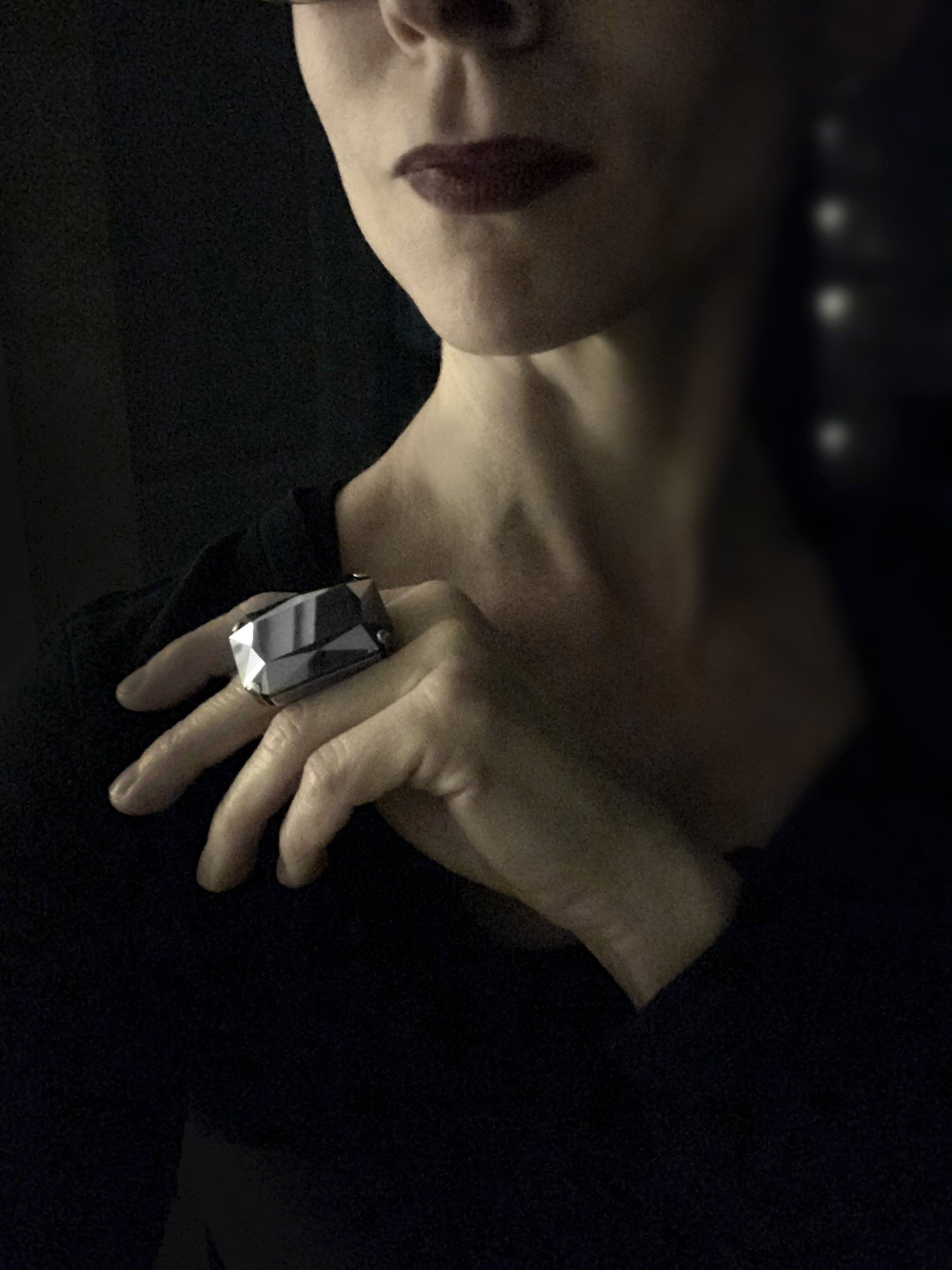 DARK REFLECTION - Extra Large Gunmetal Black Crystal Ring