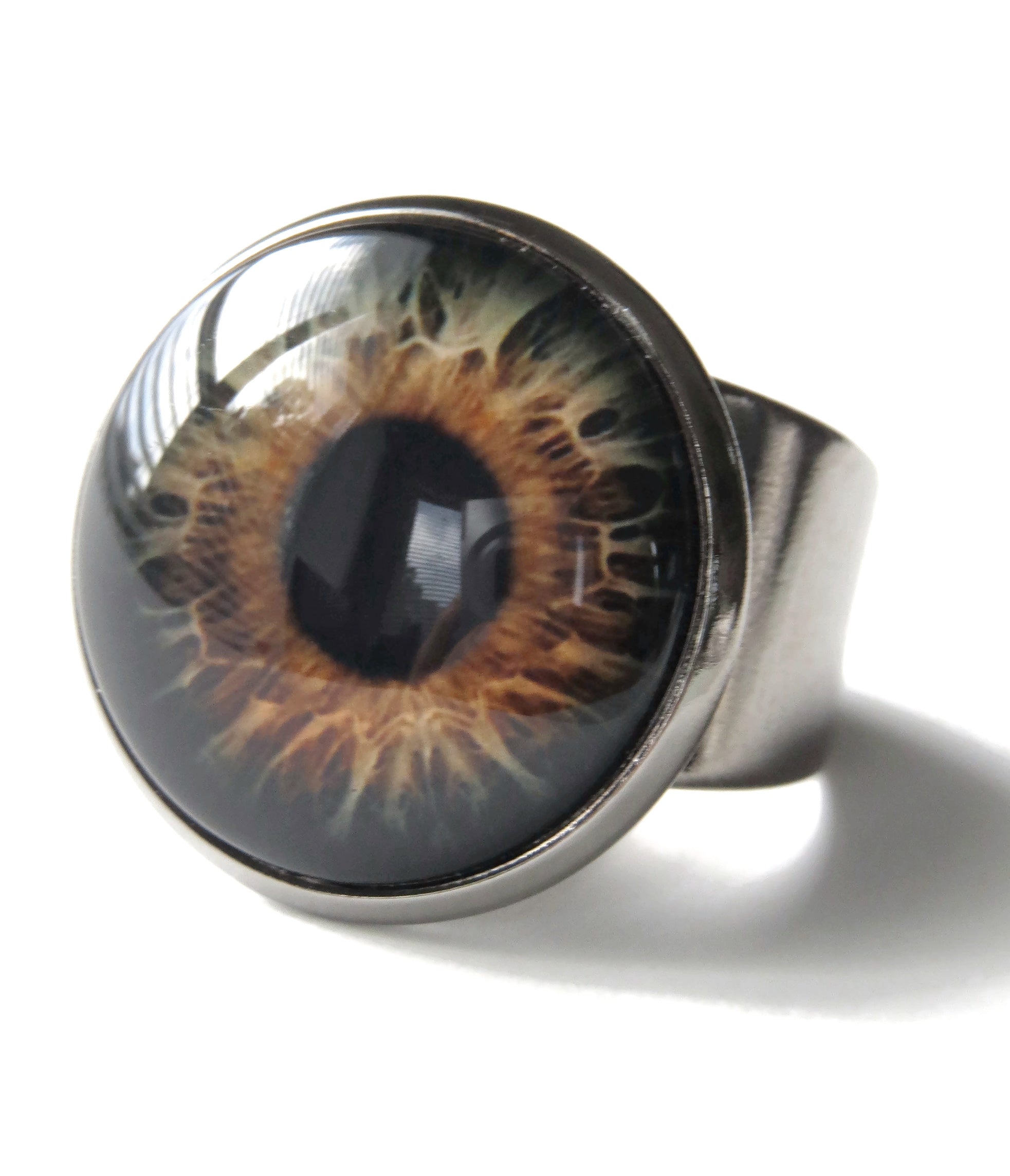 Halloween Eyeball Ring with Realistic Brown Eye - Two Sizes