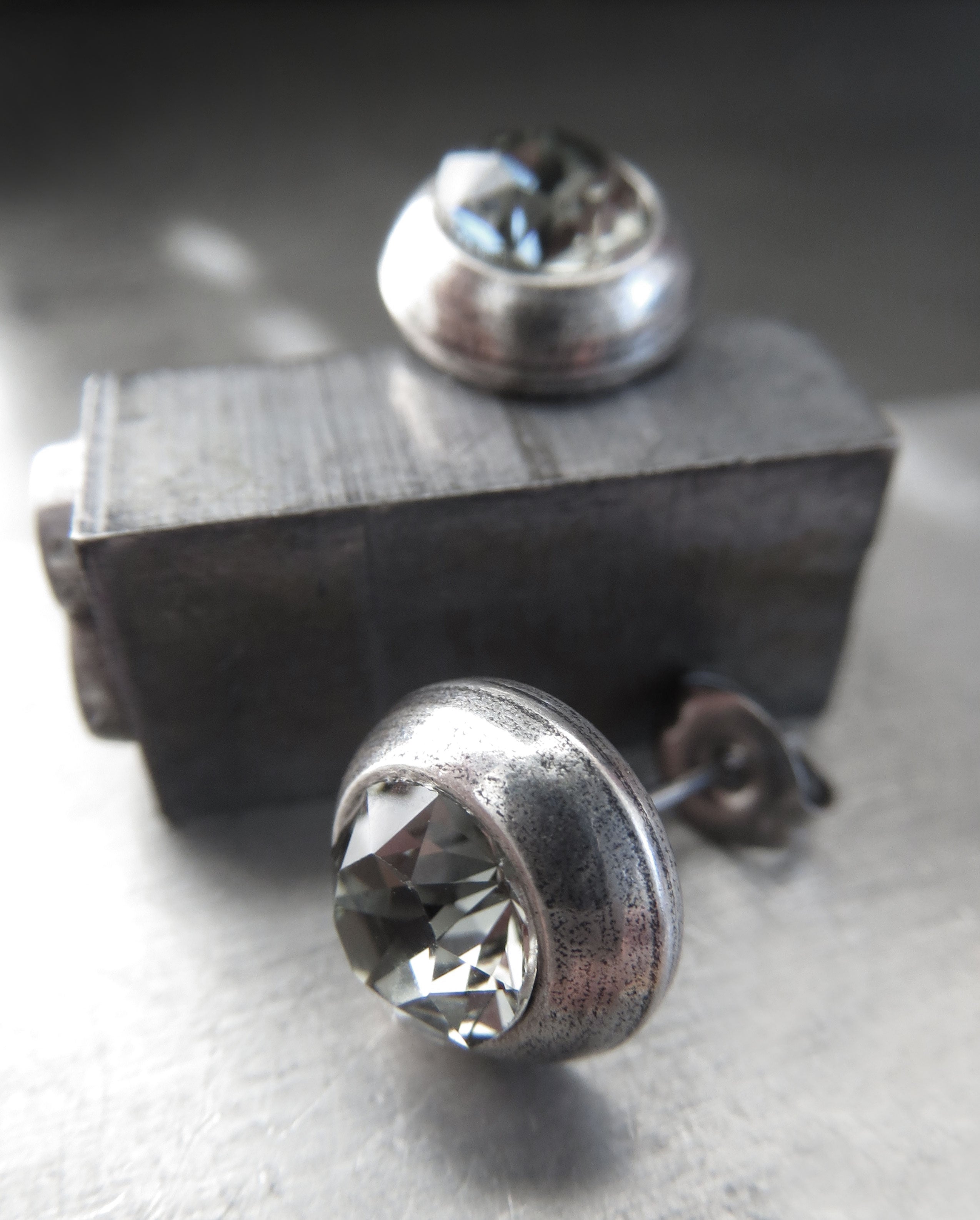 Ultra Modern Black Diamond Crystal Stud Earrings - Antiqued Silver