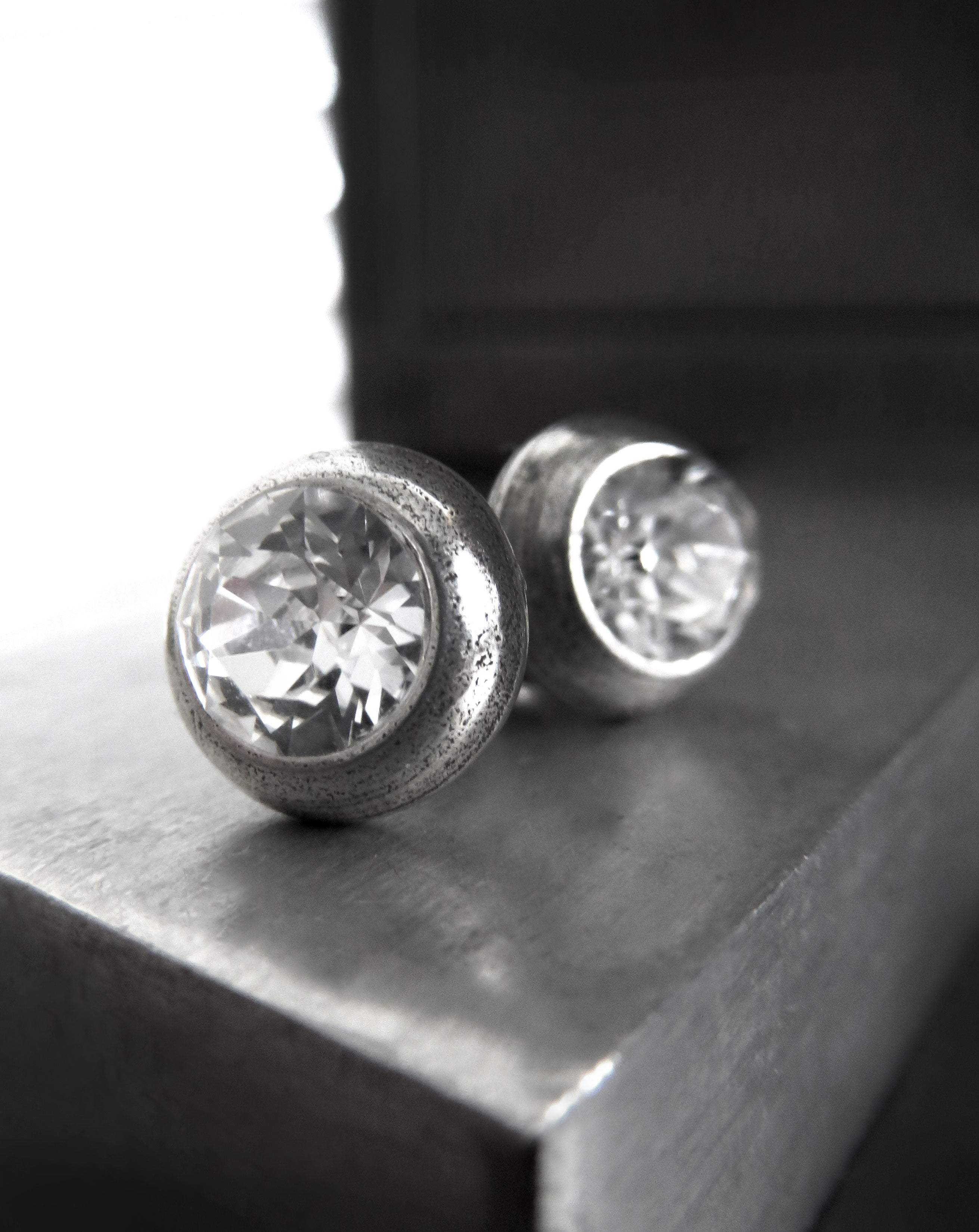 Ultra Modern Clear Crystal Stud Earrings - Antiqued Silver